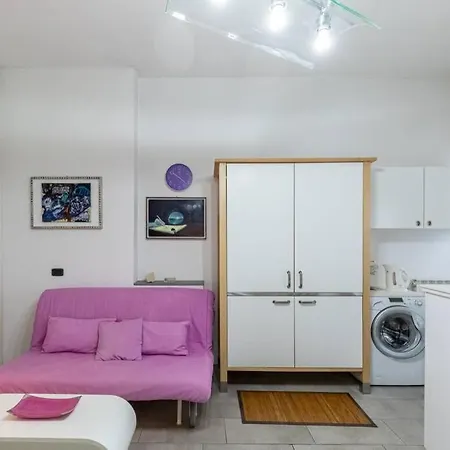 Kibilu - My - Vicinanze Stazione E Maggiore Arona