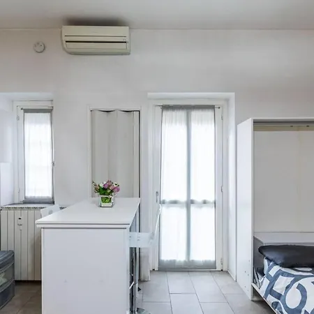 Apartment Kibilu - My - Vicinanze Stazione E Maggiore