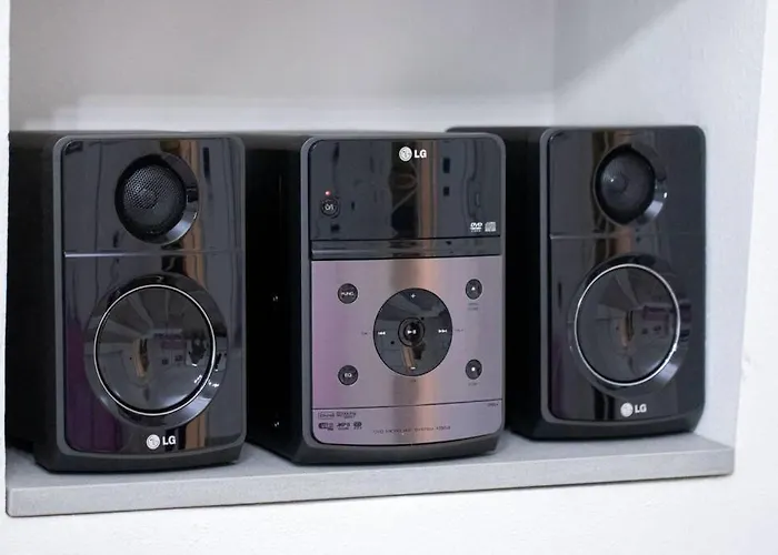 Kibilu - My - Vicinanze Stazione E Maggiore *