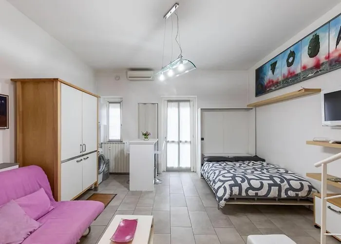 Kibilu - My - Vicinanze Stazione E Maggiore *